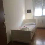 - Luminoso Con Box Prvato דירה